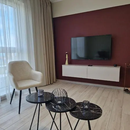 Papaya Aparthotel 4*