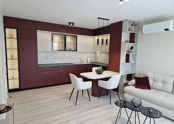 Papaya Aparthotel 4*