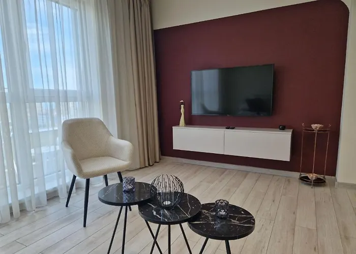 Papaya Aparthotel 4*