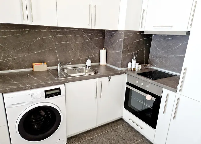 Papaya Aparthotel Varna