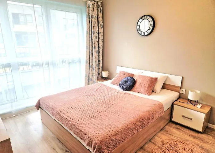 Papaya Aparthotel Varna